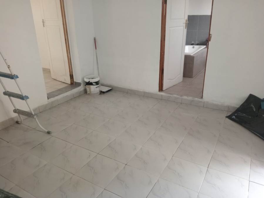 2 Bedroom Property for Sale in Glen Park KwaZulu-Natal