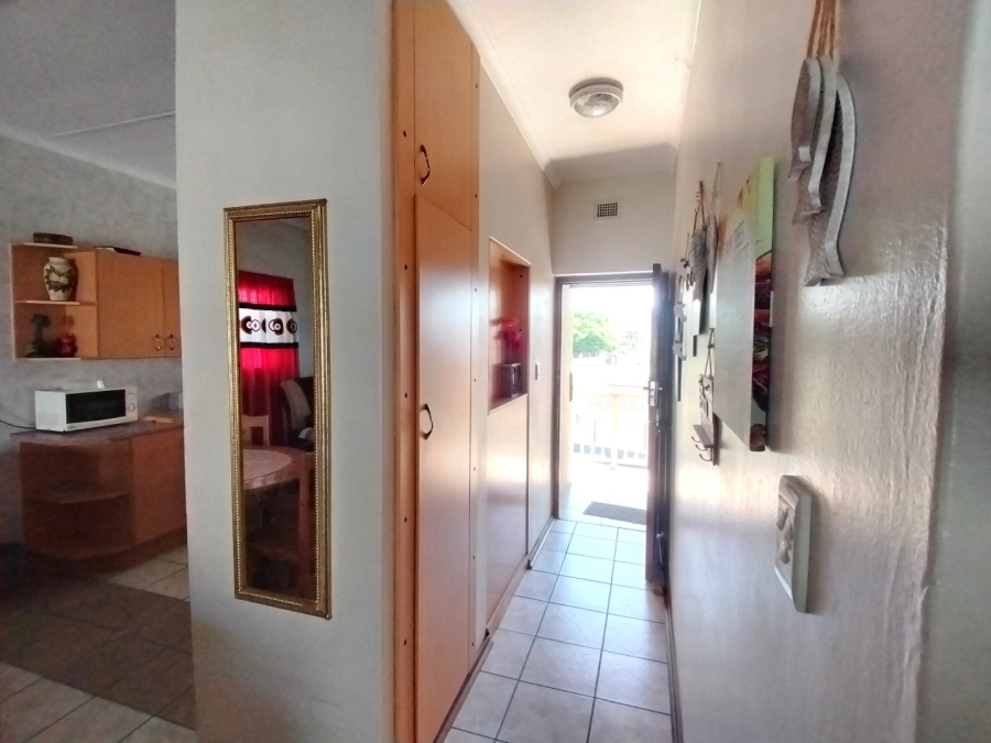 2 Bedroom Property for Sale in Beacon Rocks KwaZulu-Natal