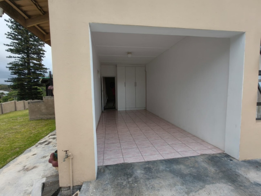 3 Bedroom Property for Sale in Sunwich Port KwaZulu-Natal