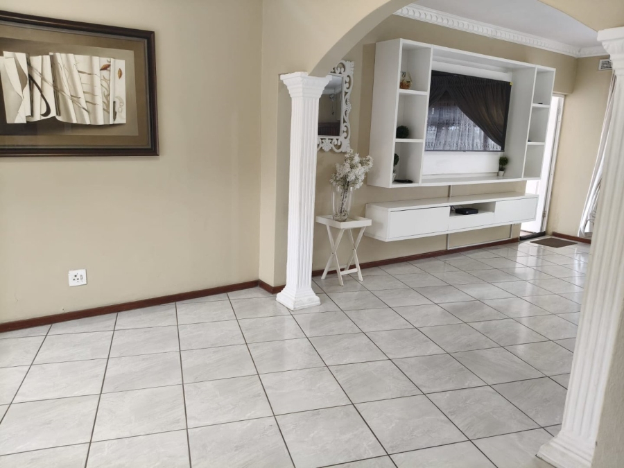 3 Bedroom Property for Sale in Sunwich Port KwaZulu-Natal