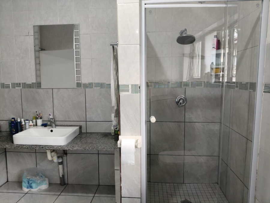 3 Bedroom Property for Sale in Sunwich Port KwaZulu-Natal