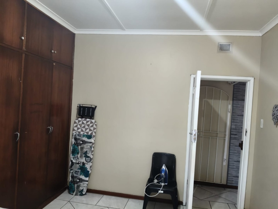 3 Bedroom Property for Sale in Sunwich Port KwaZulu-Natal
