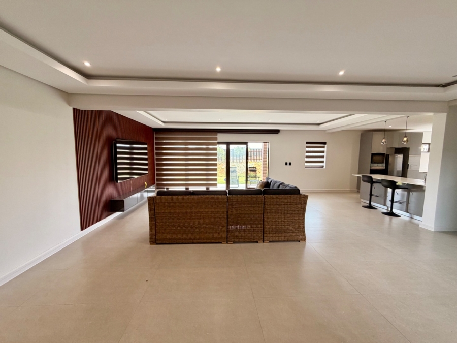 4 Bedroom Property for Sale in Izinga KwaZulu-Natal