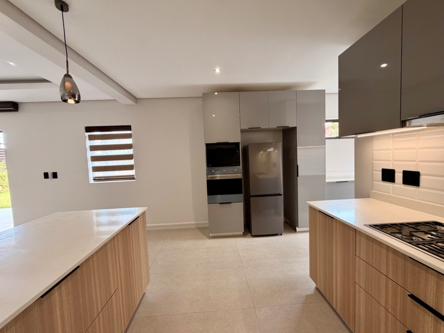 4 Bedroom Property for Sale in Izinga KwaZulu-Natal