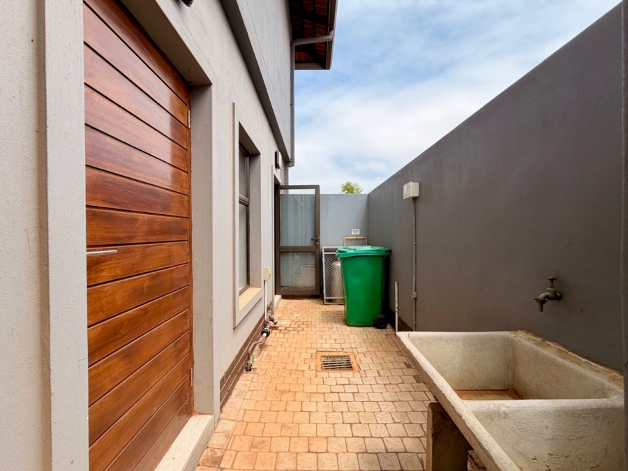4 Bedroom Property for Sale in Izinga KwaZulu-Natal