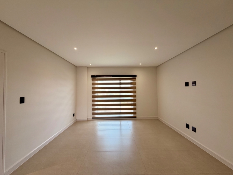 4 Bedroom Property for Sale in Izinga KwaZulu-Natal