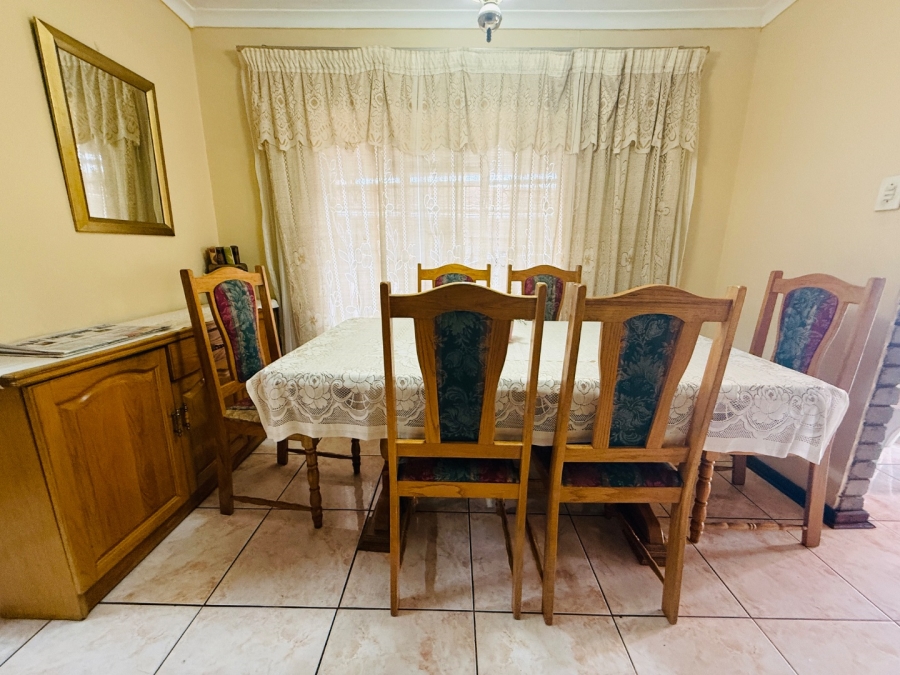 4 Bedroom Property for Sale in Newholme KwaZulu-Natal