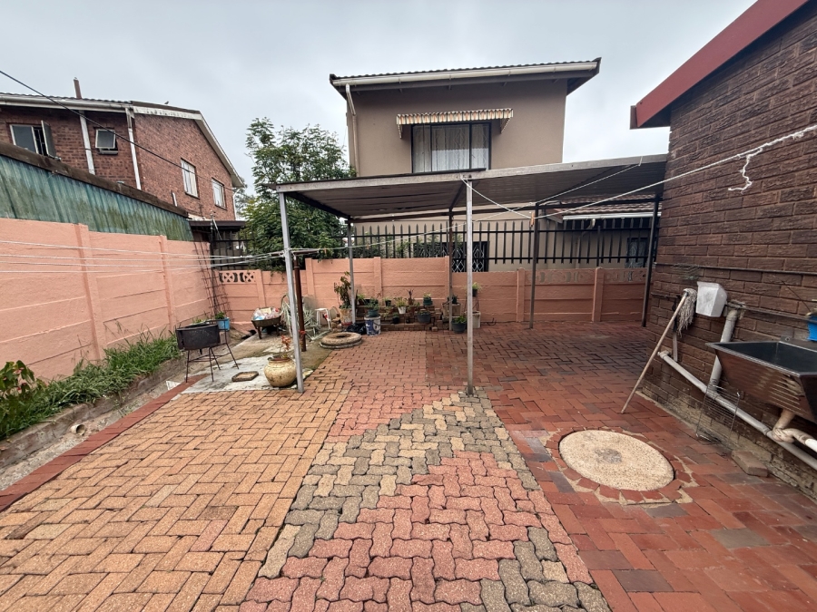 4 Bedroom Property for Sale in Newholme KwaZulu-Natal