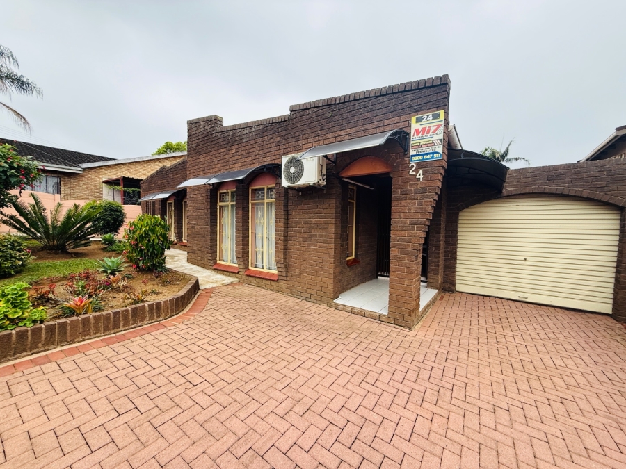 4 Bedroom Property for Sale in Newholme KwaZulu-Natal