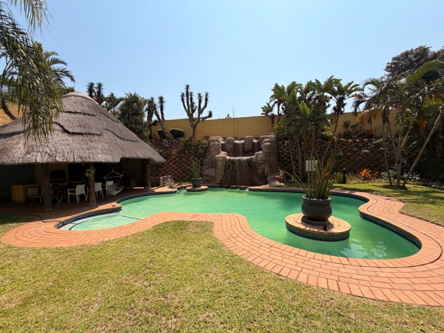 To Let 2 Bedroom Property for Rent in Umhlanga KwaZulu-Natal