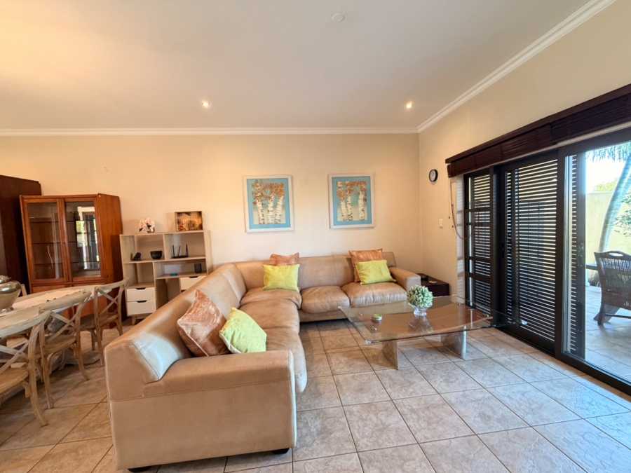 To Let 2 Bedroom Property for Rent in Umhlanga KwaZulu-Natal