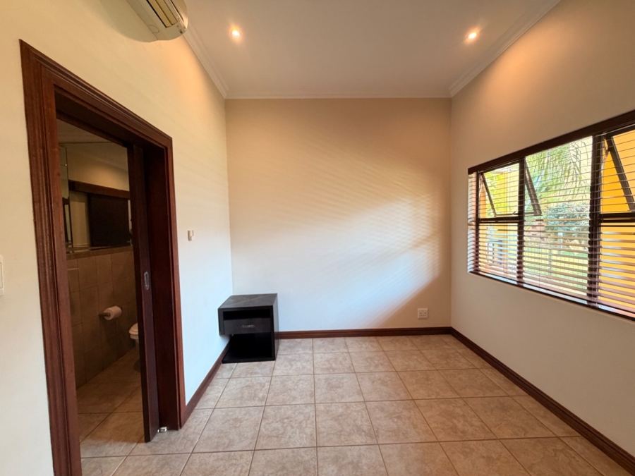 To Let 2 Bedroom Property for Rent in Umhlanga KwaZulu-Natal