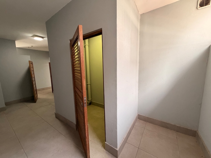 To Let  Bedroom Property for Rent in Umhlanga Ridge KwaZulu-Natal