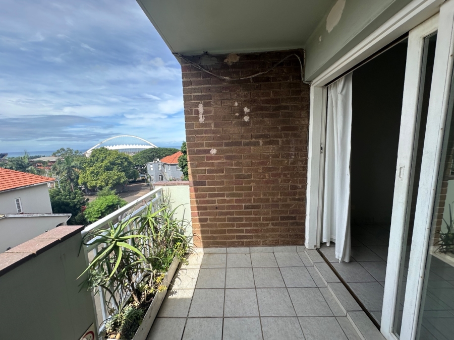 To Let  Bedroom Property for Rent in Windermere KwaZulu-Natal