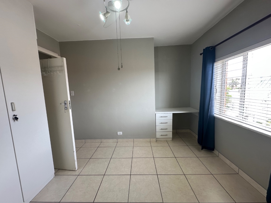 To Let  Bedroom Property for Rent in Windermere KwaZulu-Natal