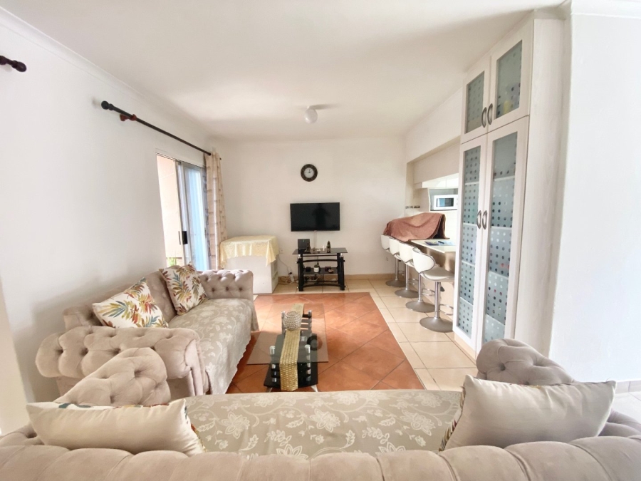 2 Bedroom Property for Sale in La Mercy KwaZulu-Natal