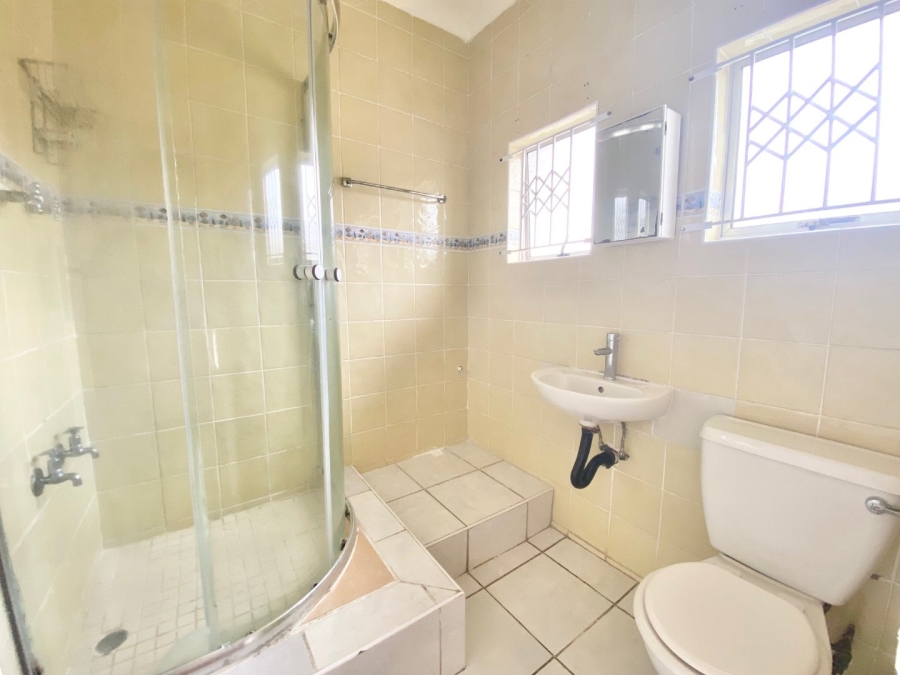 2 Bedroom Property for Sale in La Mercy KwaZulu-Natal