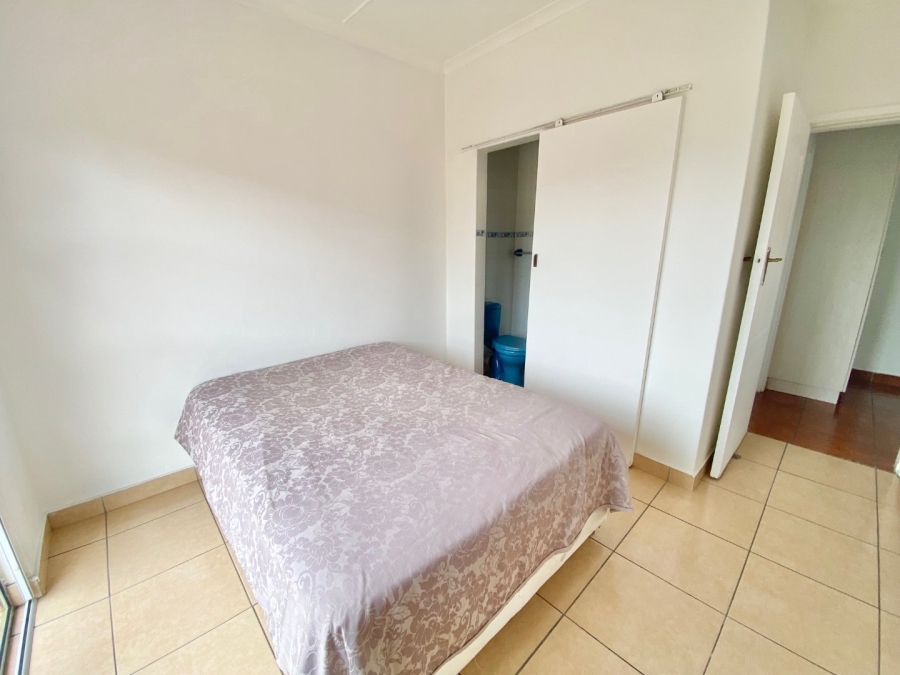 2 Bedroom Property for Sale in La Mercy KwaZulu-Natal