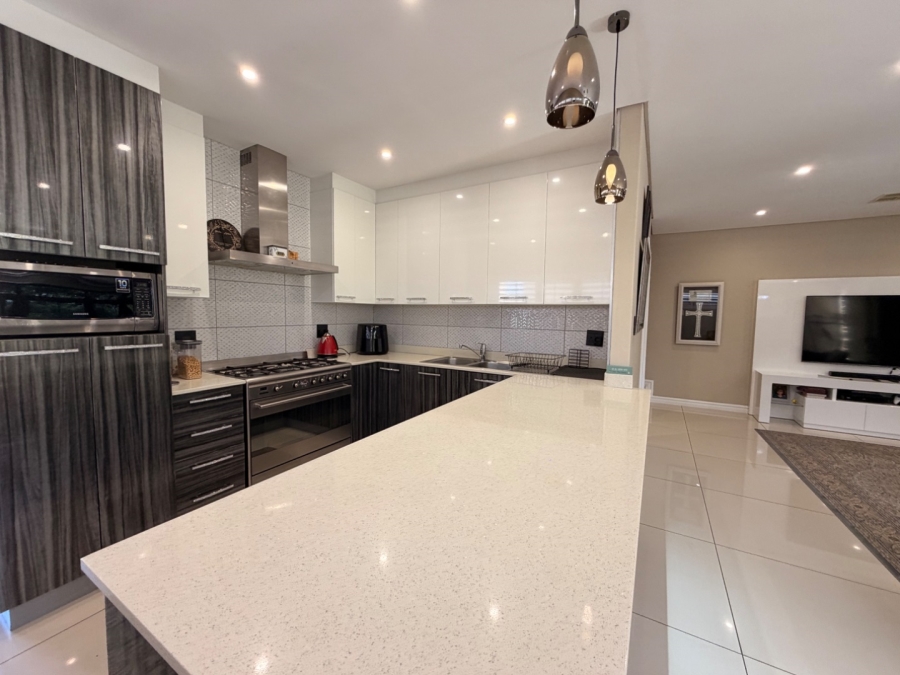 3 Bedroom Property for Sale in Izinga KwaZulu-Natal