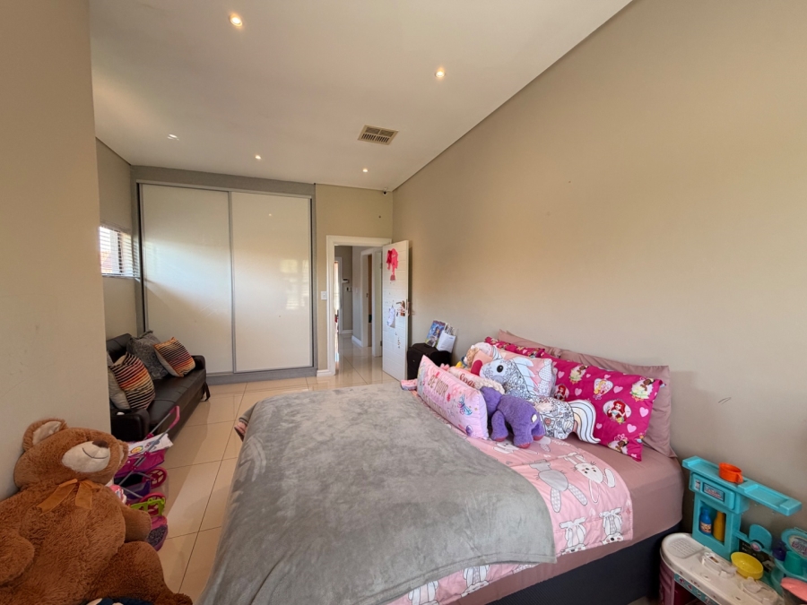 3 Bedroom Property for Sale in Izinga KwaZulu-Natal