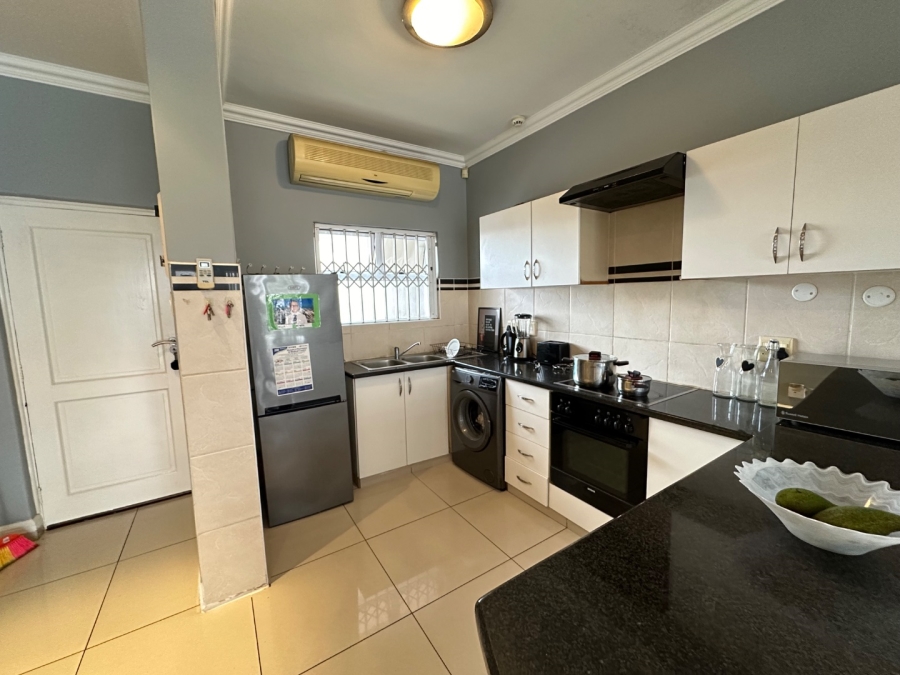 2 Bedroom Property for Sale in Umhlanga Ridge KwaZulu-Natal