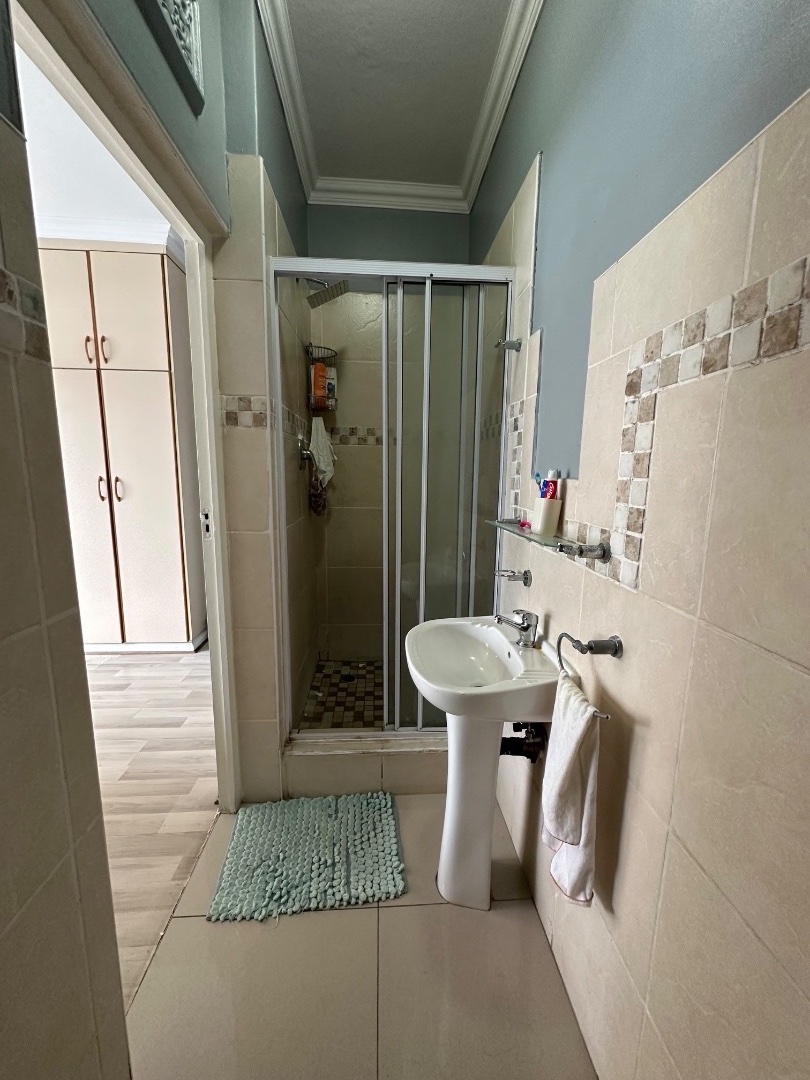 2 Bedroom Property for Sale in Umhlanga Ridge KwaZulu-Natal