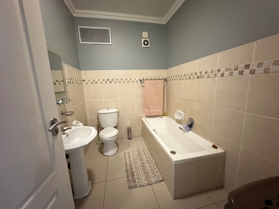 2 Bedroom Property for Sale in Umhlanga Ridge KwaZulu-Natal