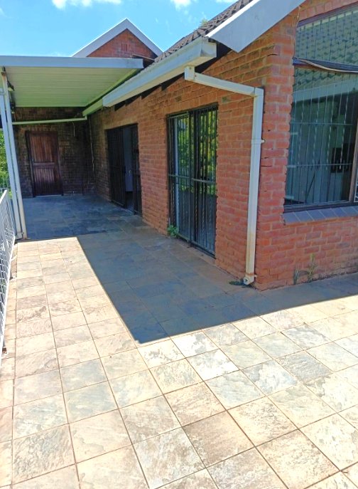 To Let 4 Bedroom Property for Rent in Ferncliffe KwaZulu-Natal