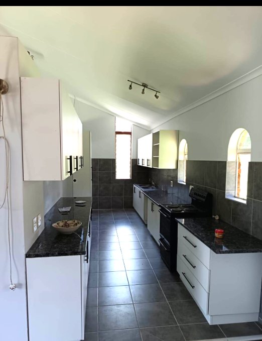 To Let 4 Bedroom Property for Rent in Ferncliffe KwaZulu-Natal