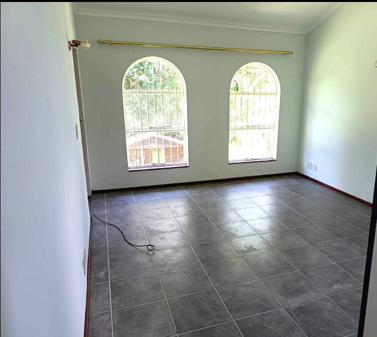 To Let 4 Bedroom Property for Rent in Ferncliffe KwaZulu-Natal