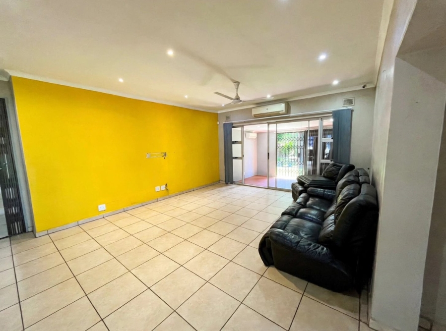 5 Bedroom Property for Sale in Meer En See KwaZulu-Natal