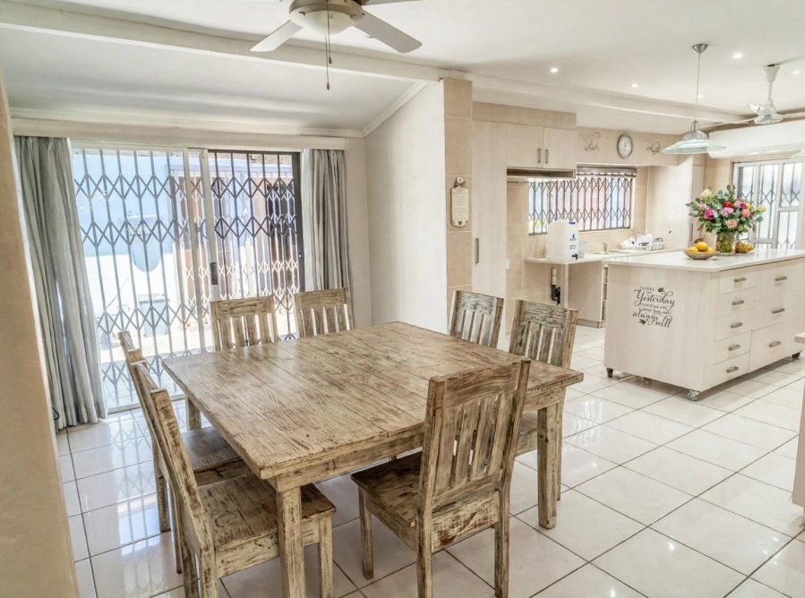 5 Bedroom Property for Sale in Meer En See KwaZulu-Natal