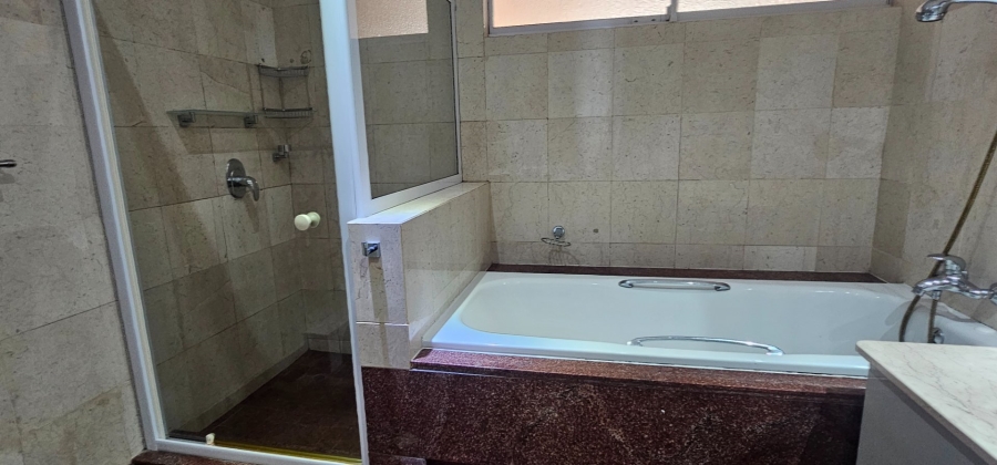 2 Bedroom Property for Sale in Umhlanga KwaZulu-Natal