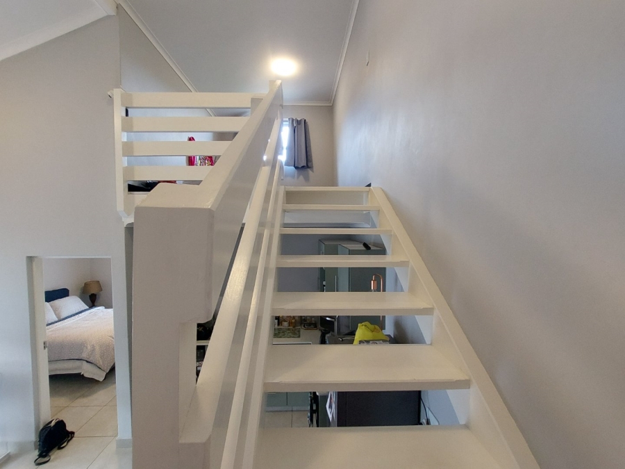 To Let 1 Bedroom Property for Rent in Chase Valley KwaZulu-Natal