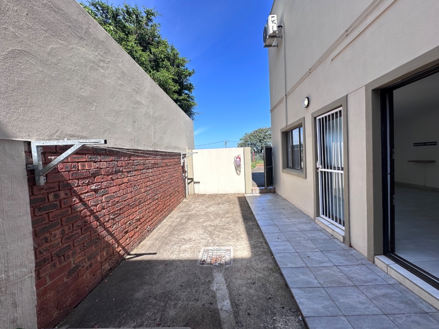 2 Bedroom Property for Sale in Morningside KwaZulu-Natal