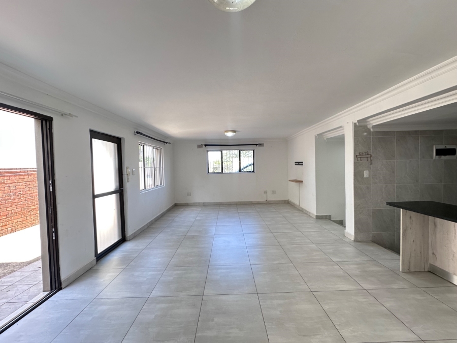 2 Bedroom Property for Sale in Morningside KwaZulu-Natal