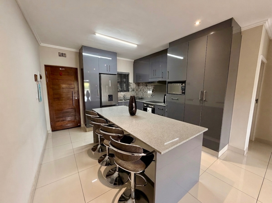 To Let 2 Bedroom Property for Rent in Umhlanga Ridge KwaZulu-Natal