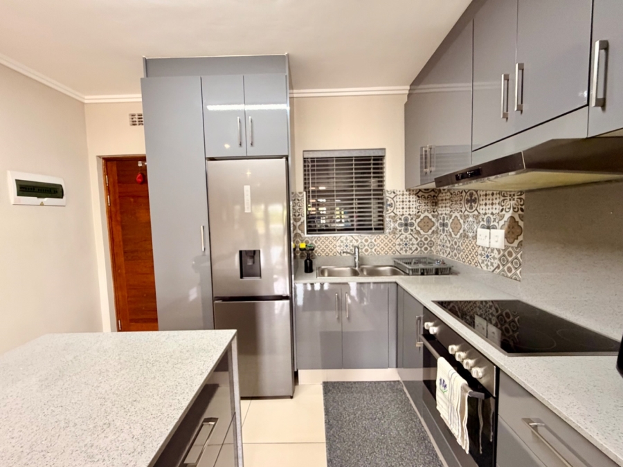 To Let 2 Bedroom Property for Rent in Umhlanga Ridge KwaZulu-Natal