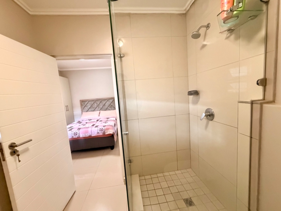 To Let 2 Bedroom Property for Rent in Umhlanga Ridge KwaZulu-Natal