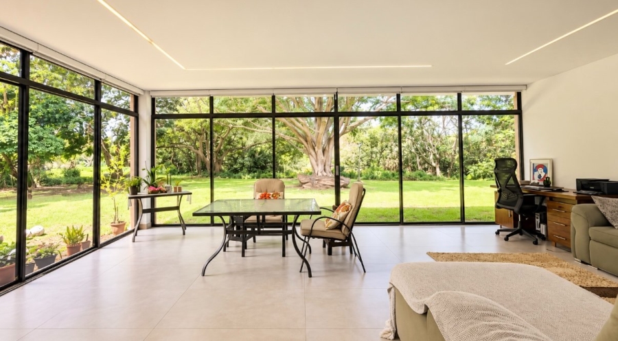 4 Bedroom Property for Sale in St Michaels On Sea KwaZulu-Natal