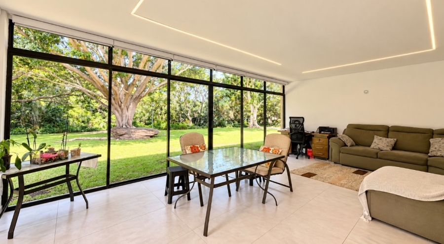 4 Bedroom Property for Sale in St Michaels On Sea KwaZulu-Natal