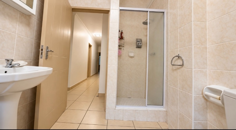 4 Bedroom Property for Sale in St Michaels On Sea KwaZulu-Natal
