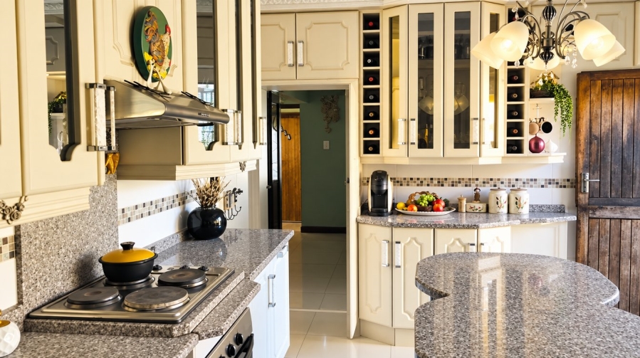4 Bedroom Property for Sale in Osizweni KwaZulu-Natal