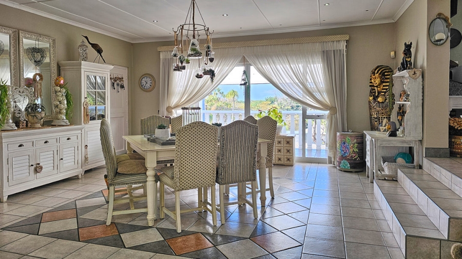 4 Bedroom Property for Sale in Uvongo KwaZulu-Natal
