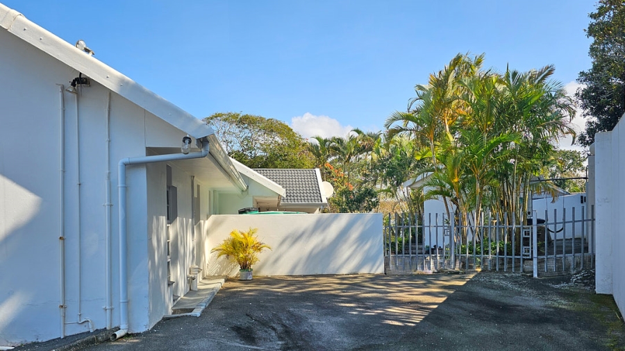 4 Bedroom Property for Sale in Uvongo KwaZulu-Natal