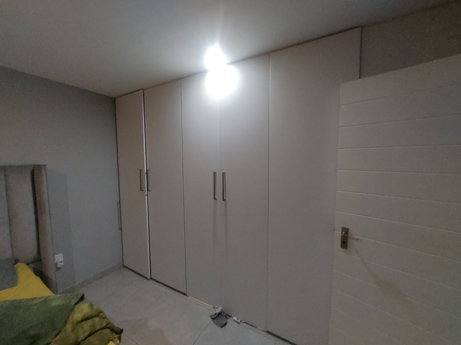 To Let 2 Bedroom Property for Rent in Athlone KwaZulu-Natal