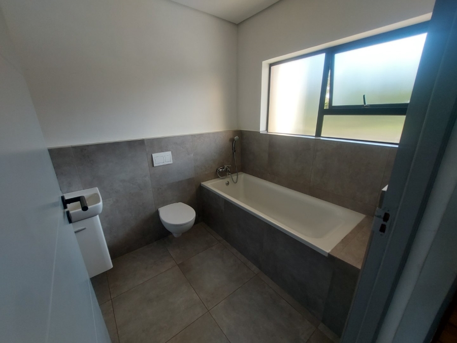 To Let 2 Bedroom Property for Rent in Athlone KwaZulu-Natal