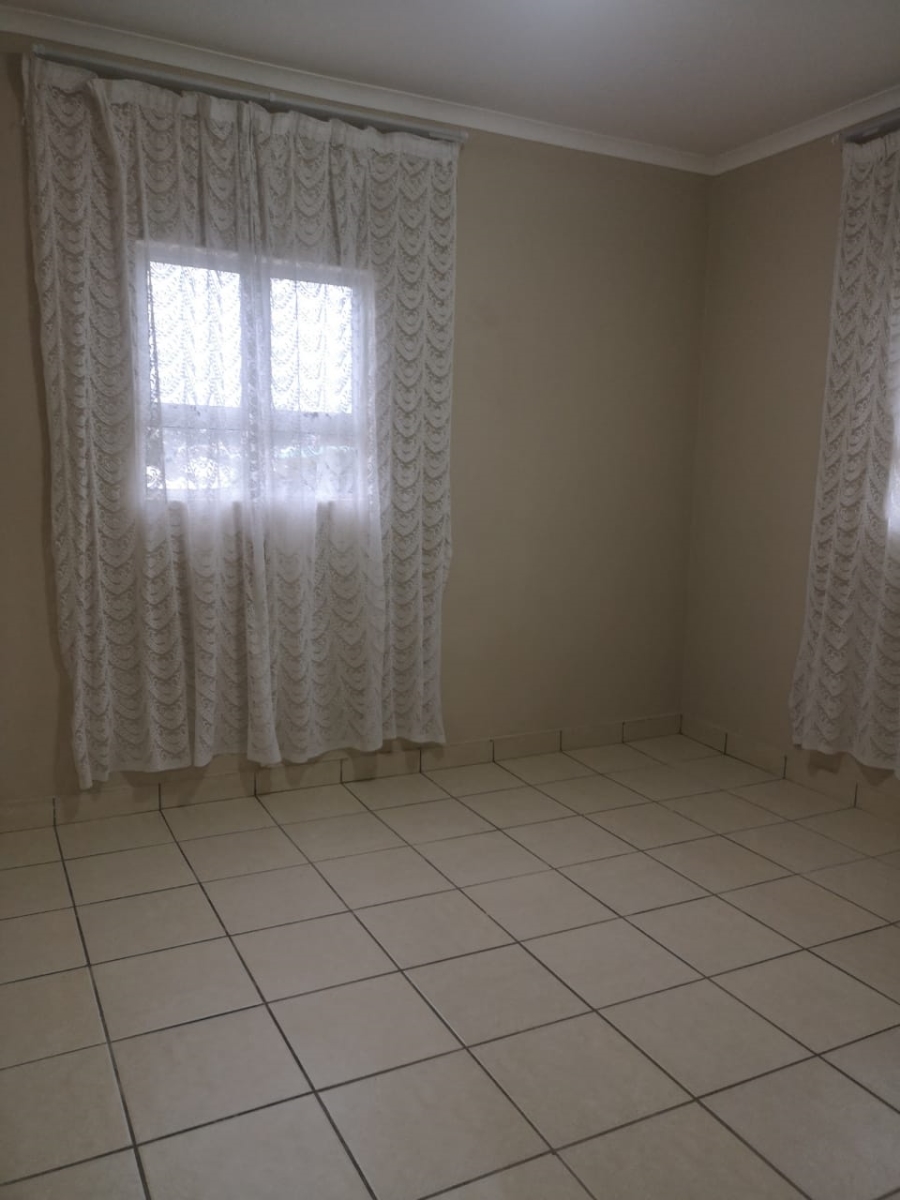 2 Bedroom Property for Sale in Sydenham KwaZulu-Natal