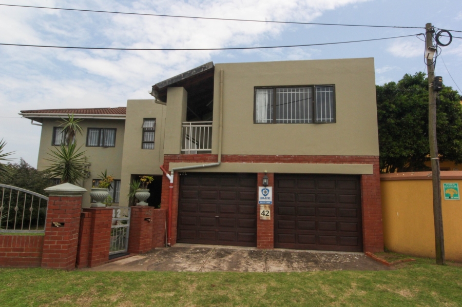 6 Bedroom Property for Sale in Ocean View KwaZulu-Natal