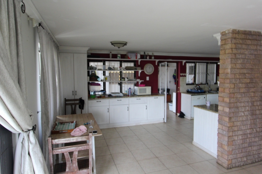 6 Bedroom Property for Sale in Ocean View KwaZulu-Natal